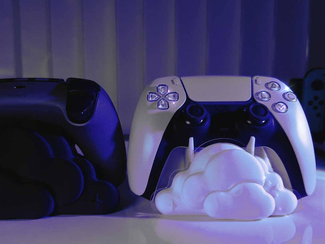 Cloudy Gaming Controller Stand Accessory - Cozy, Kawaii Aesthetic Desk and Gaming Décor; - StormCapsule